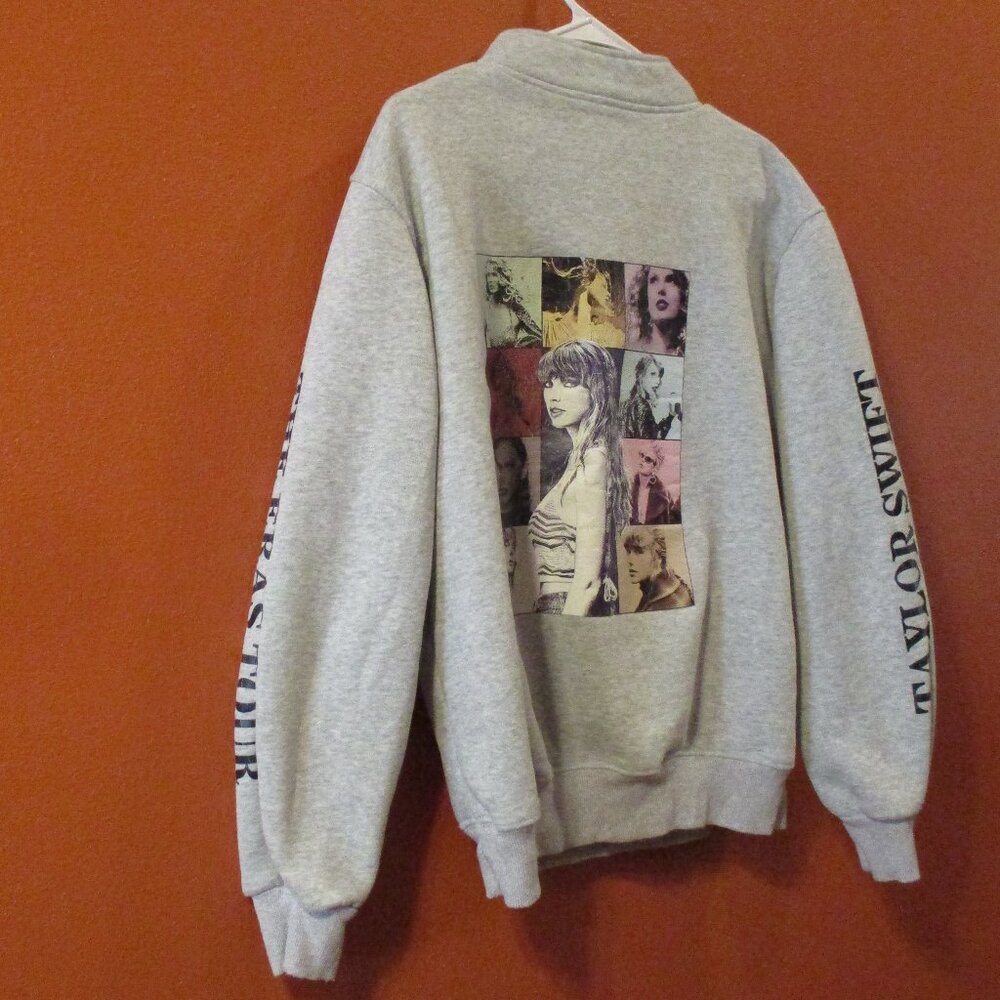 Taylor Swift Sweatshirt Era Tour Woman Medium Gray Black Blue Long Sleeve - Picture 11 of 13